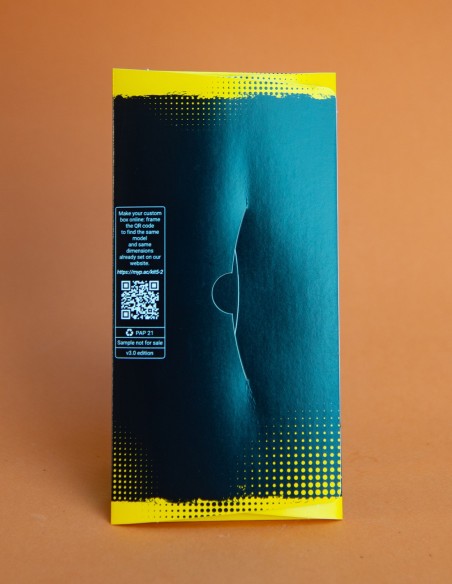 Presentation Envelope with Central Tuck-In Closure Square